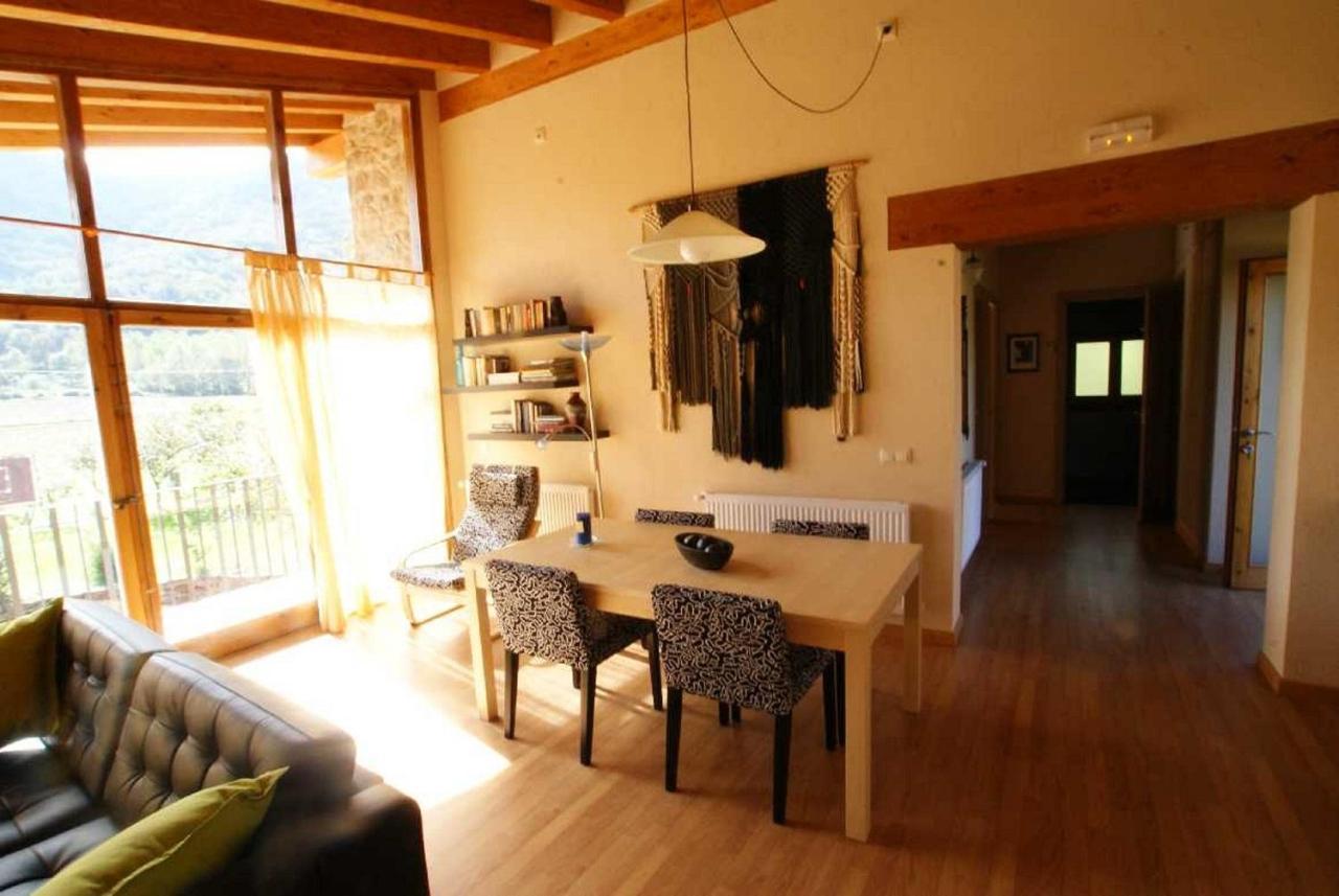 El Mas Prat Apartment La Vall de Bianya Luaran gambar