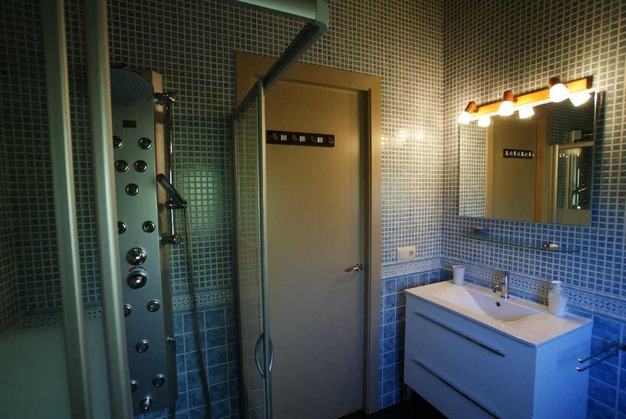El Mas Prat Apartment La Vall de Bianya Luaran gambar