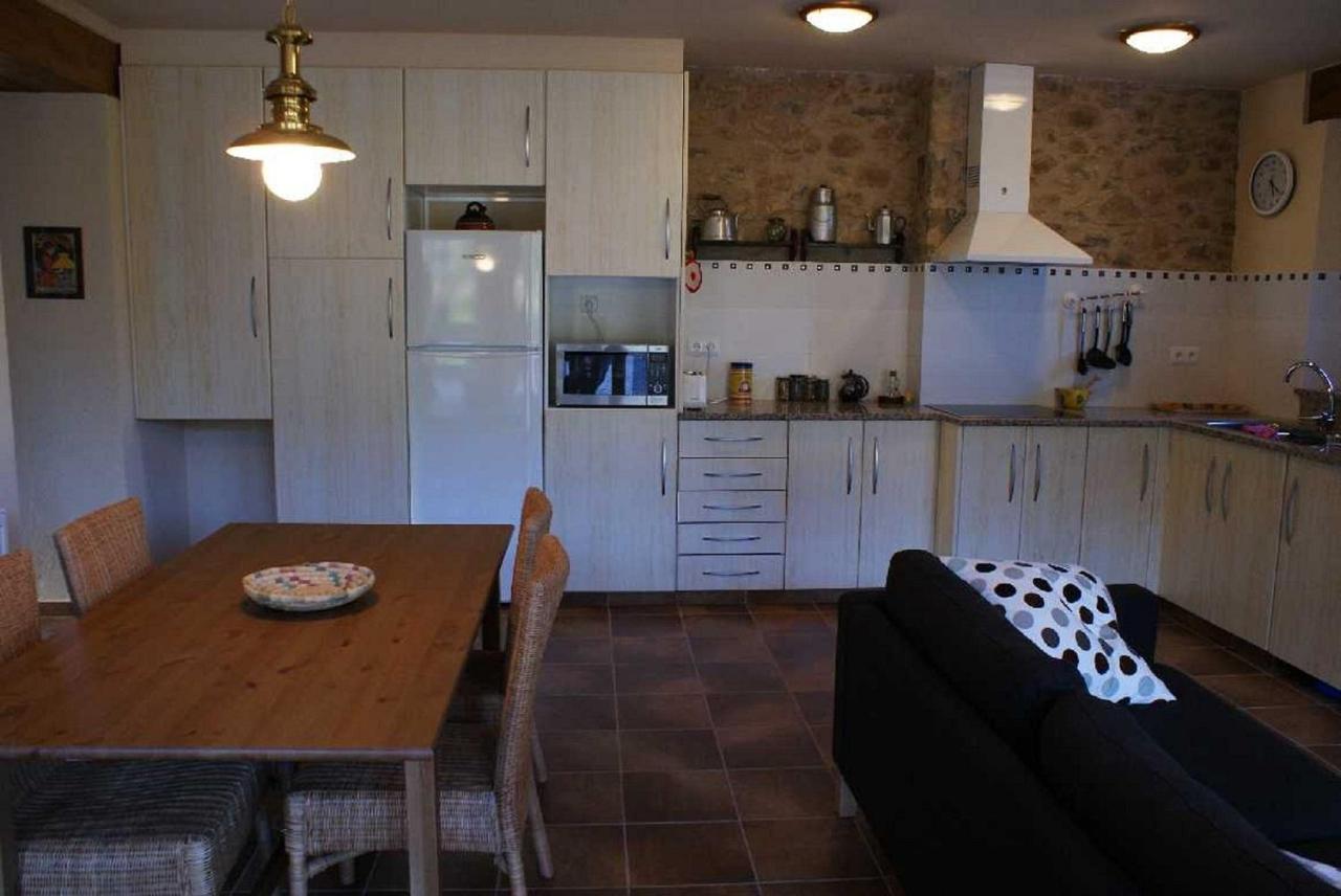 El Mas Prat Apartment La Vall de Bianya Luaran gambar