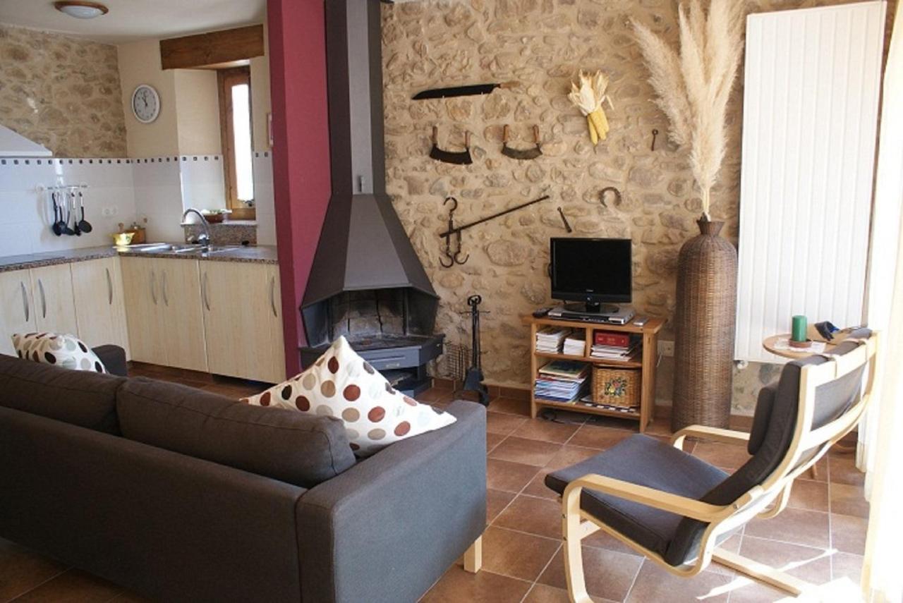 El Mas Prat Apartment La Vall de Bianya Luaran gambar